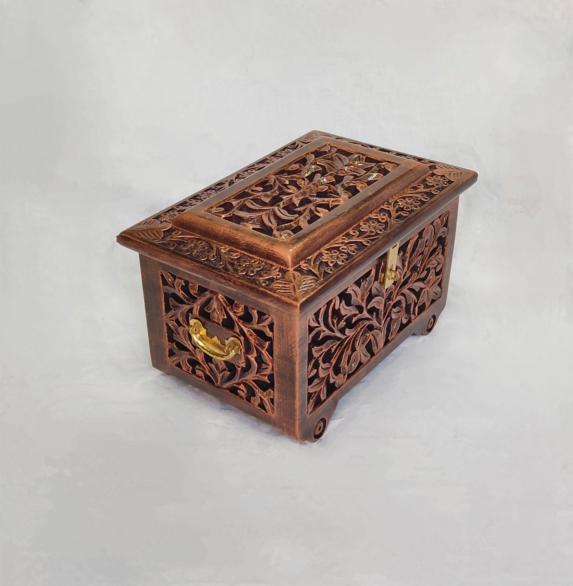 natural and artistic